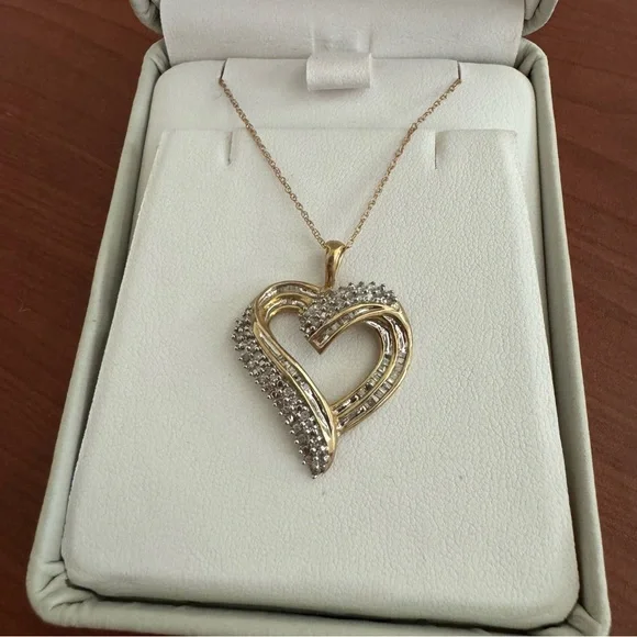 Diamond Heart Necklace 1/2 ct tw Round & Baguette 10K Yellow Gold 18" - Picture 1 of 11